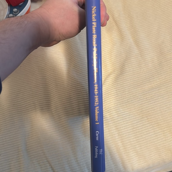 Nickel Plate Road publicity photos 1943 to 1952 volume 1 book in good condition. - Picture 6 of 6